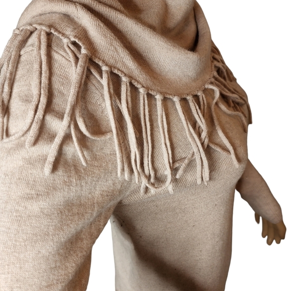 Chelsea & Theodore Wool Blend Beige Sweater Fringe Cowl Neck Size Small - Picture 7 of 15